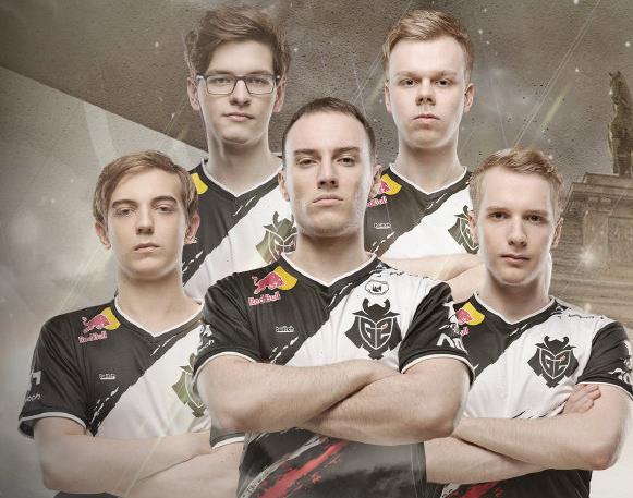 在现代足球 在现代足球